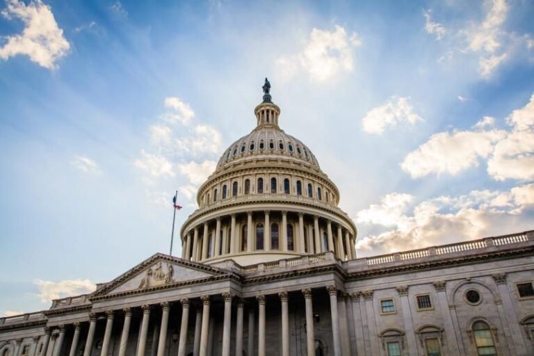 CoinDesk Opinion Challenges Banking Lobby on Stablecoins